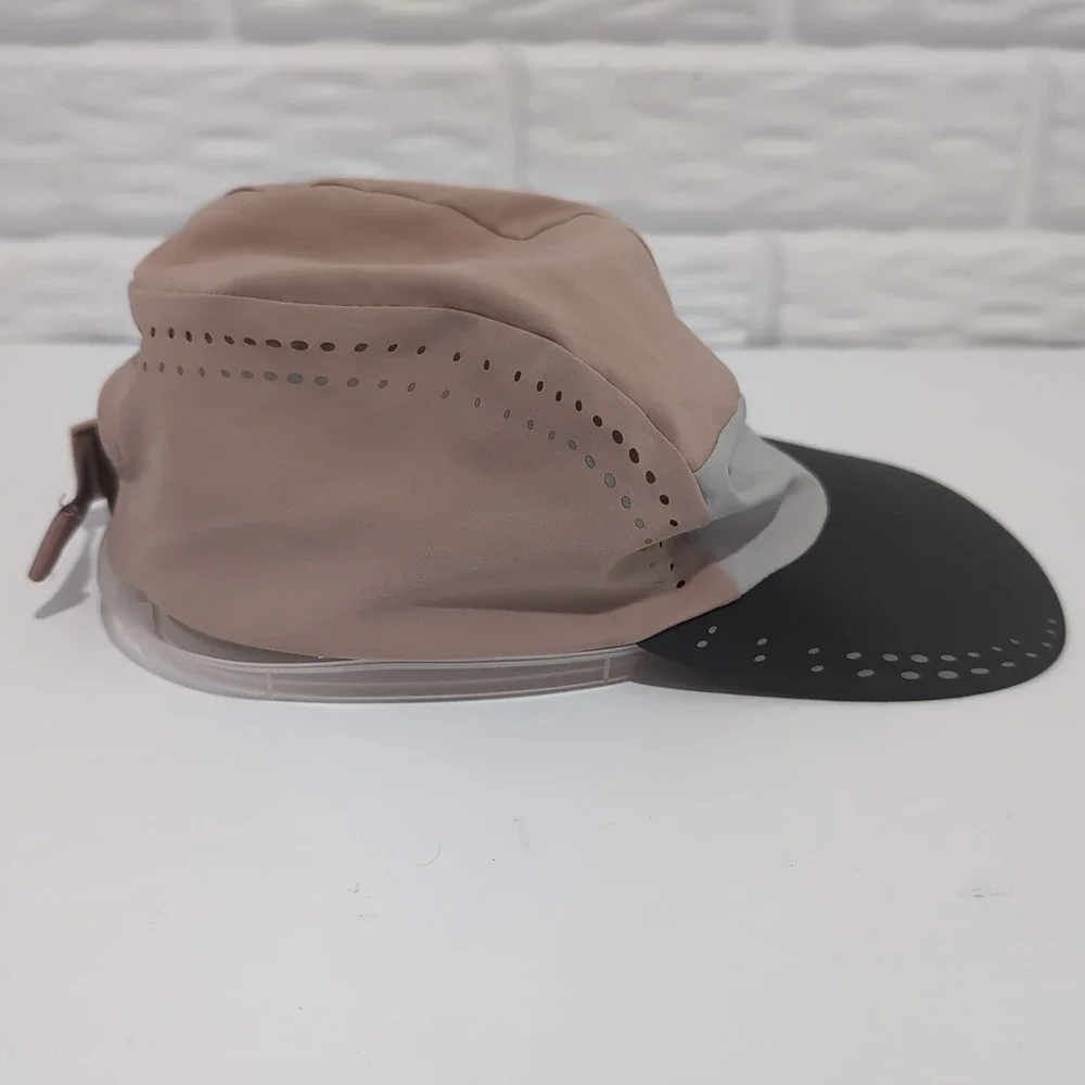 Lululemon Women's Lightweight Reflective Crushable Run Hat Size S/M Blush Pink